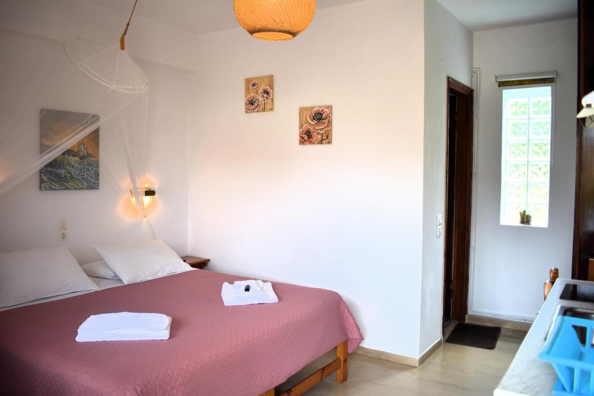 אגיוס גיורגיוס פגון Kostas Apartments & Studios מראה חיצוני תמונה