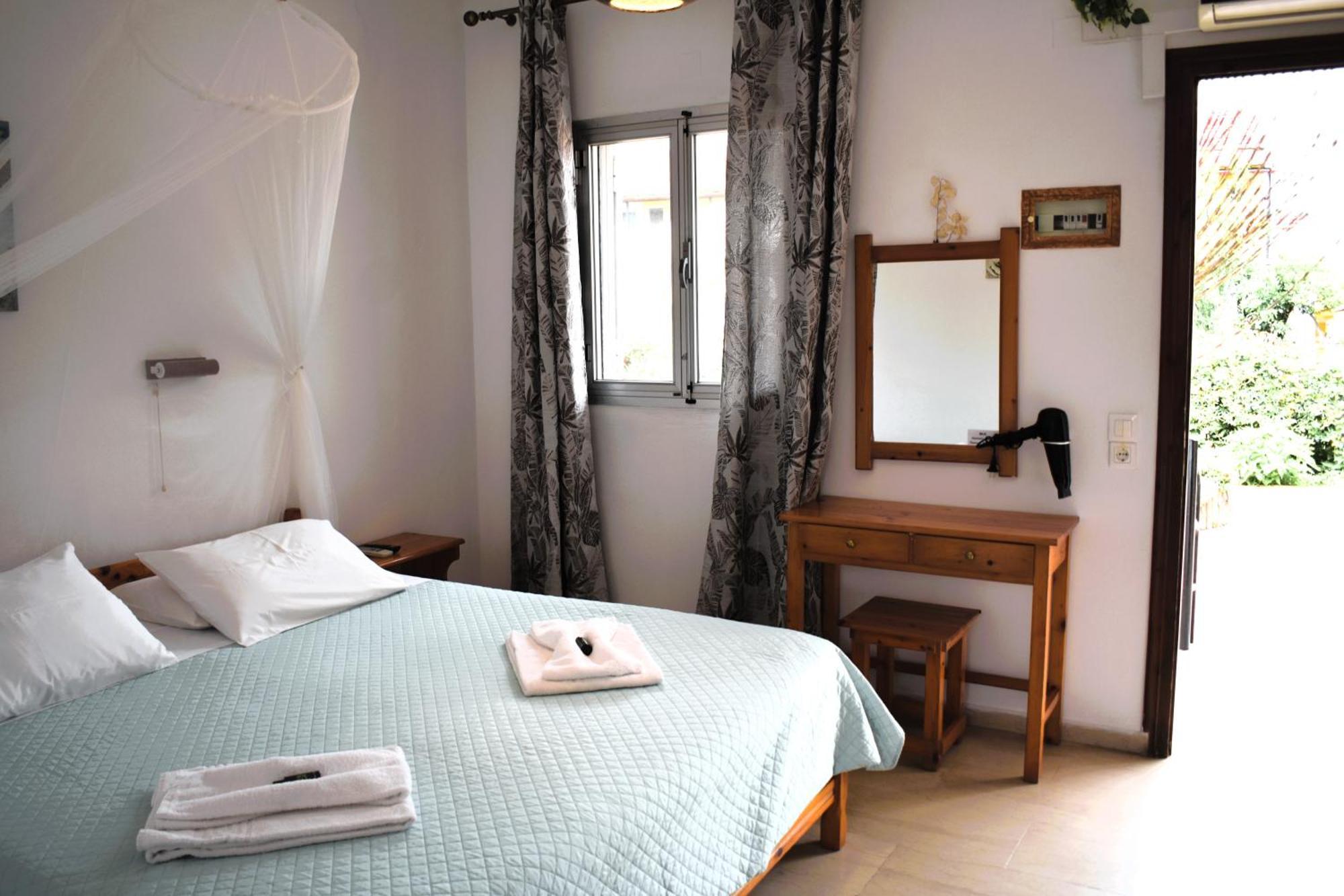 אגיוס גיורגיוס פגון Kostas Apartments & Studios מראה חיצוני תמונה