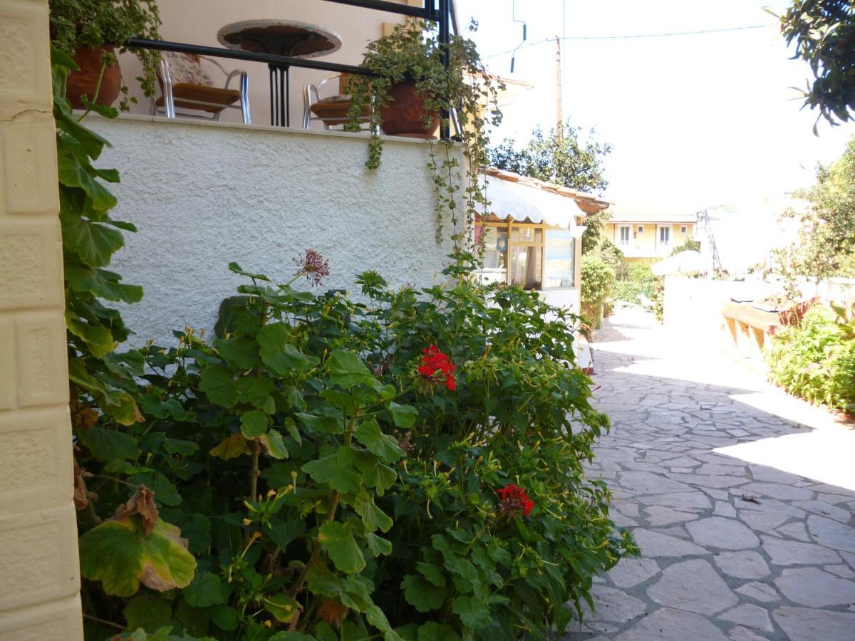 אגיוס גיורגיוס פגון Kostas Apartments & Studios מראה חיצוני תמונה