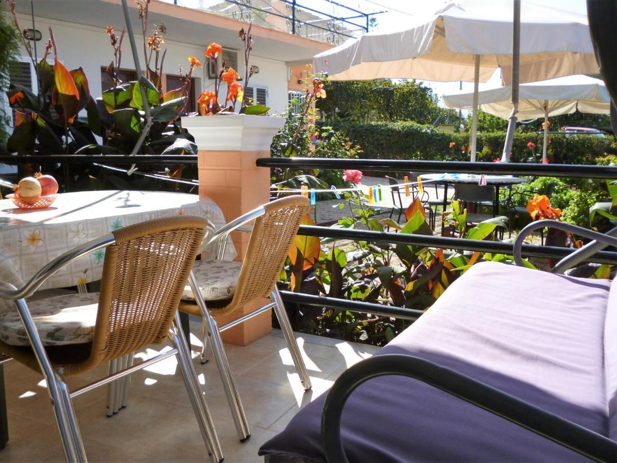 אגיוס גיורגיוס פגון Kostas Apartments & Studios מראה חיצוני תמונה