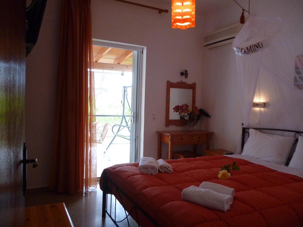 אגיוס גיורגיוס פגון Kostas Apartments & Studios מראה חיצוני תמונה